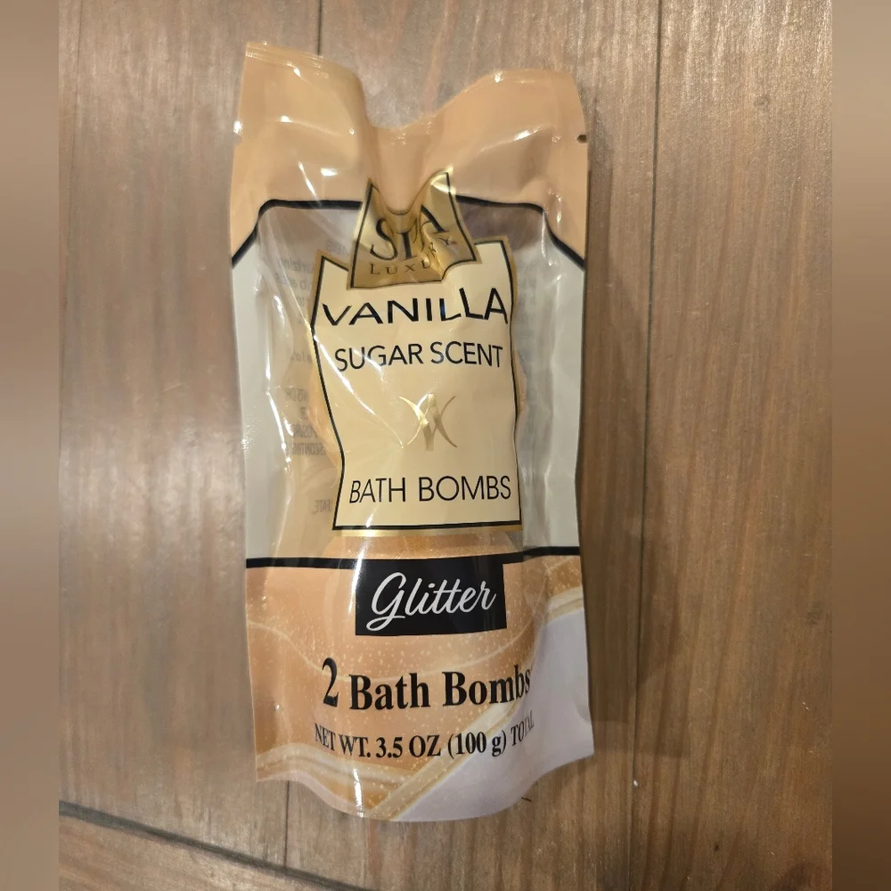 Vanilla Sugar Scent Bath Bombs with Glitter